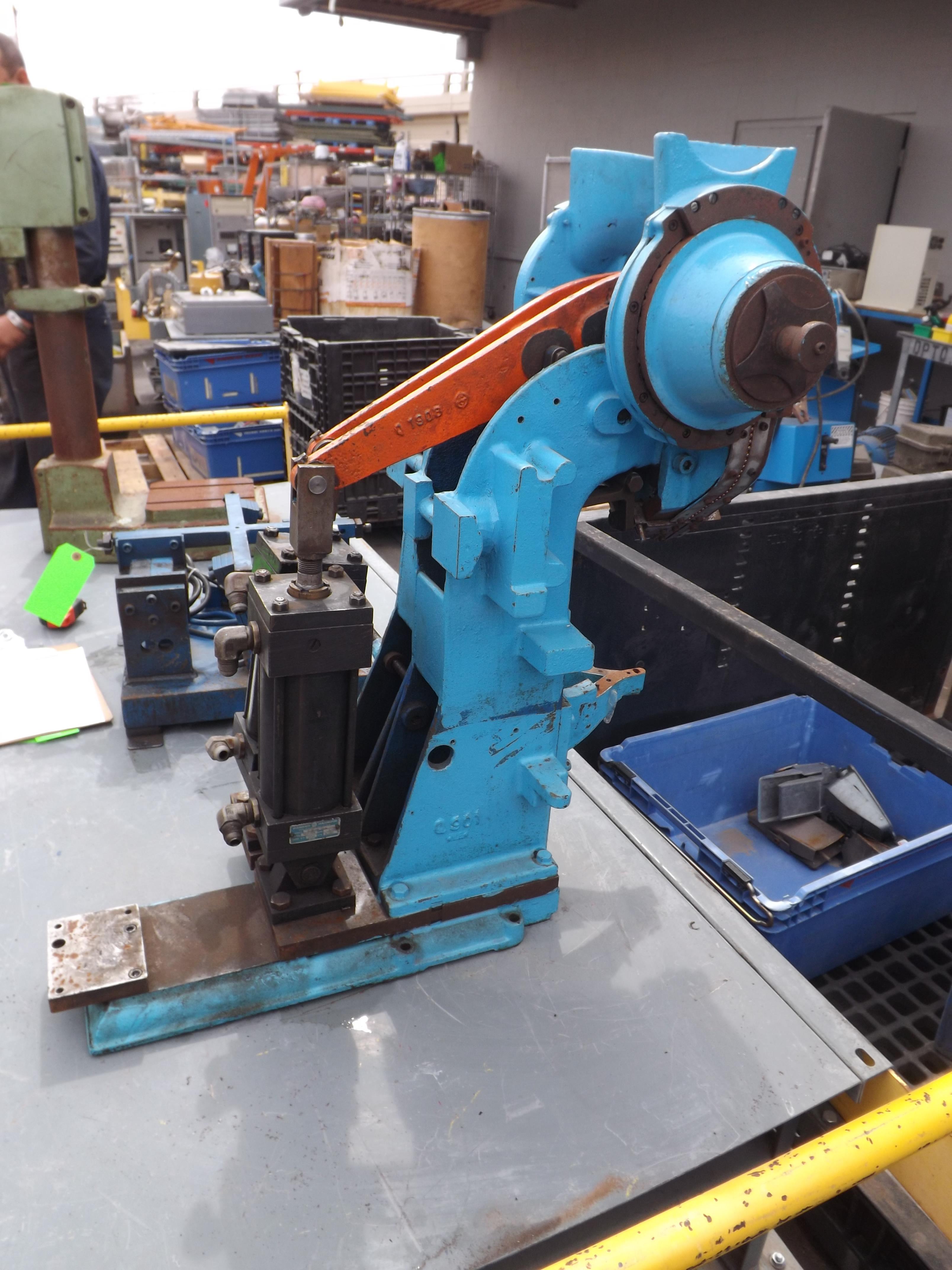 Chicago Rivet & Machine 175232 Rivet Machine T44192 eBay